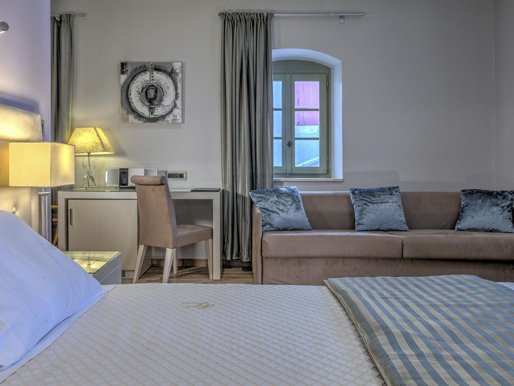 Fiscardonna Luxury Suites ฟิสคาร์โด ห้อง รูปภาพ